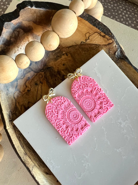 Spring Textured Arch