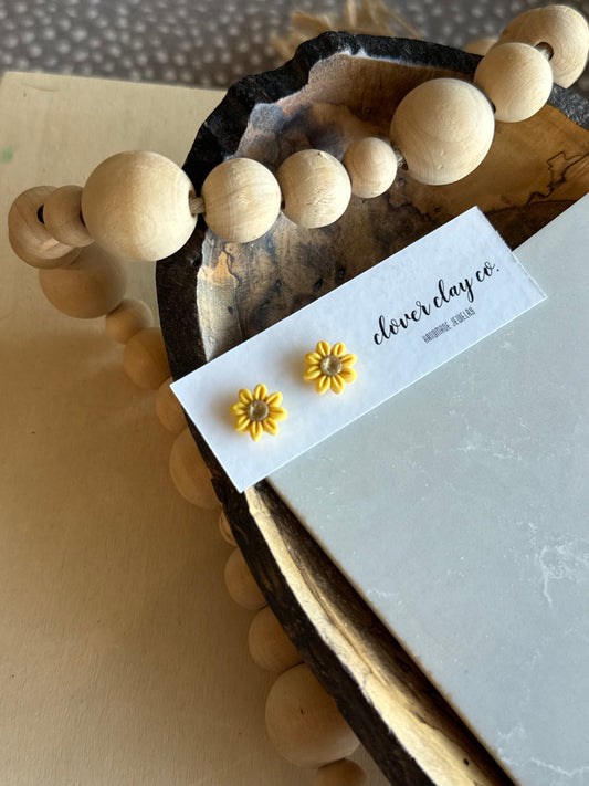 Sunflower Stud