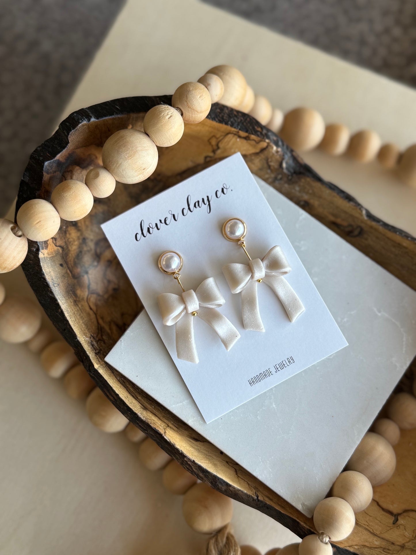 Pearl White Bows